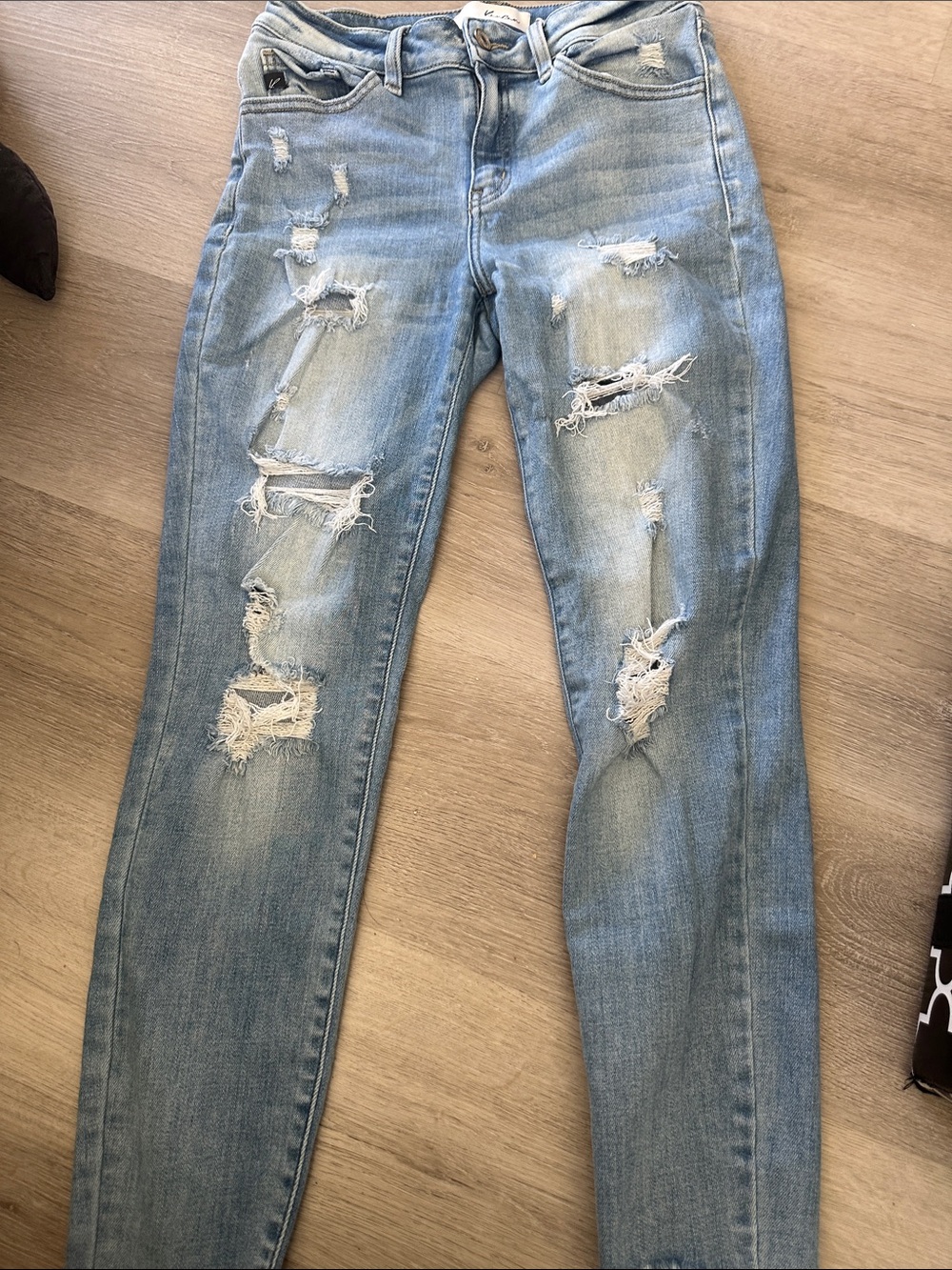 🌟KanCan Light Blue Distressed Skinny Jeans